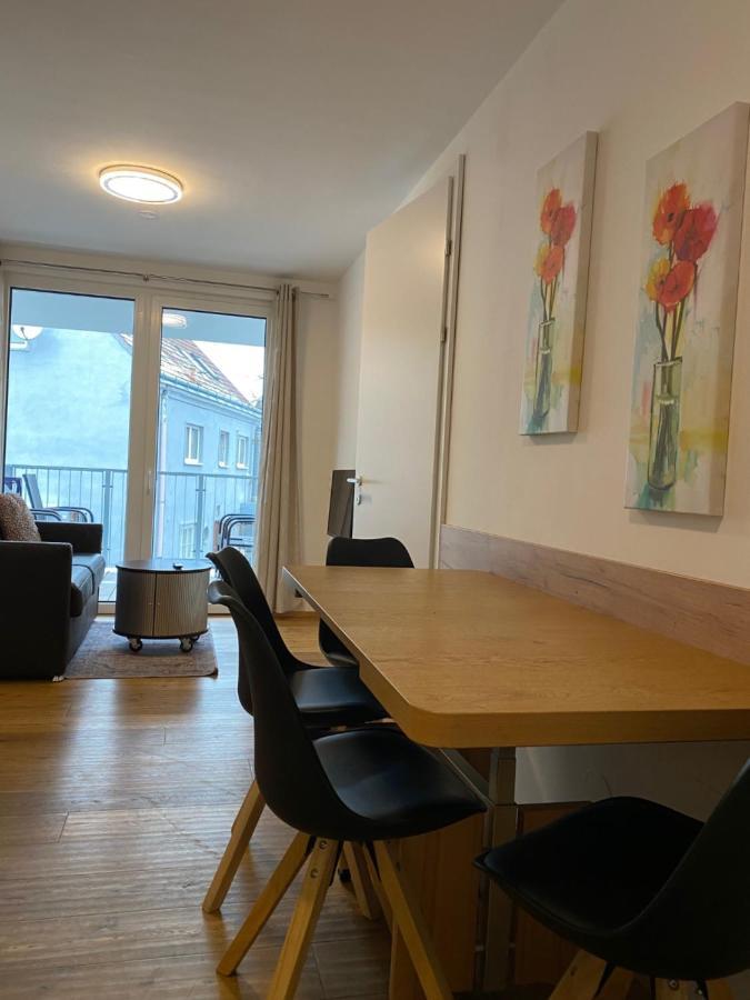 Modern Apartment With Balcony Near City Center Vienna Exterior photo