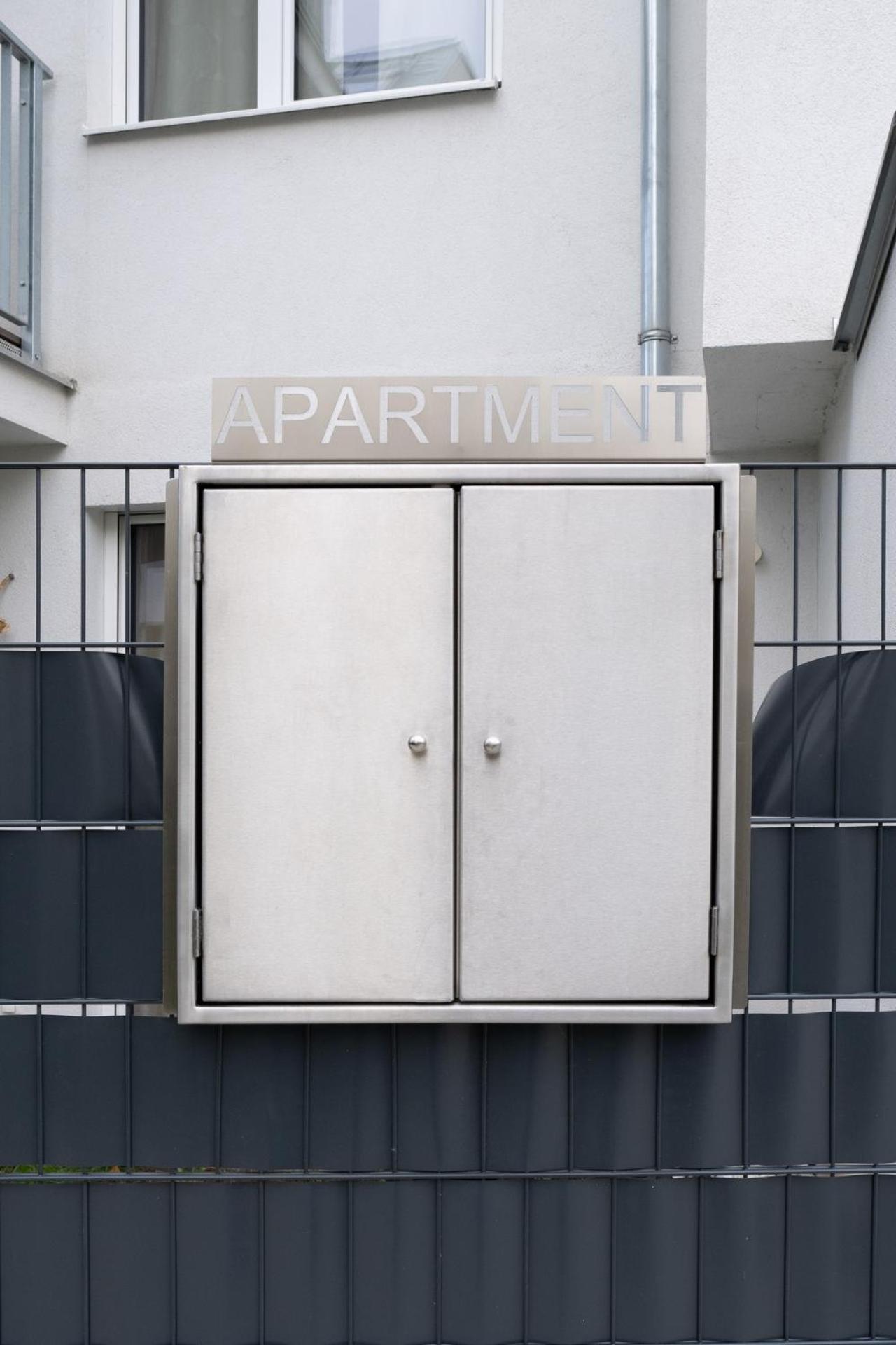 Modern Apartment With Balcony Near City Center Vienna Exterior photo